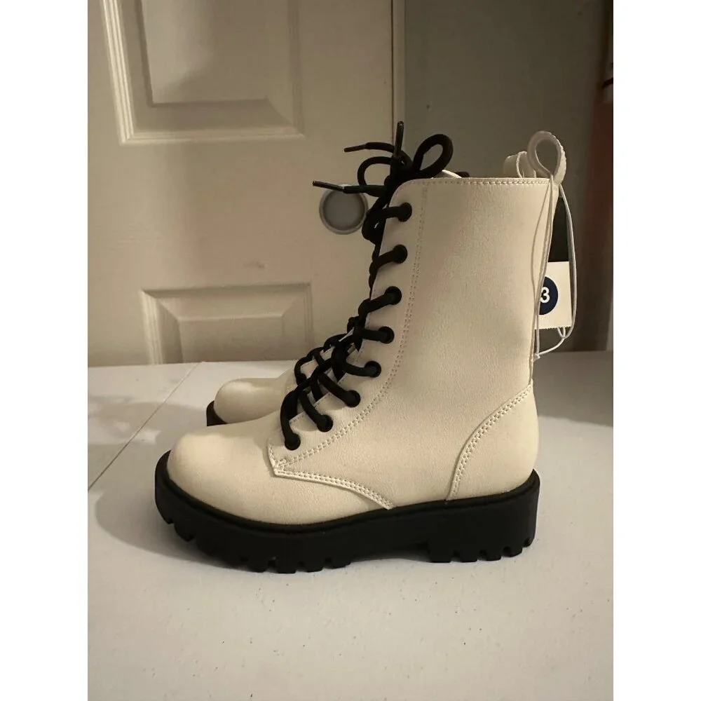 Art Class Toddler Girl’s Khari Lace-Up Combat Boots size 13 NWT